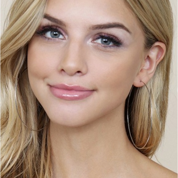 LARGE WIRE HOOP EARRINGS - Picture 7 of 13